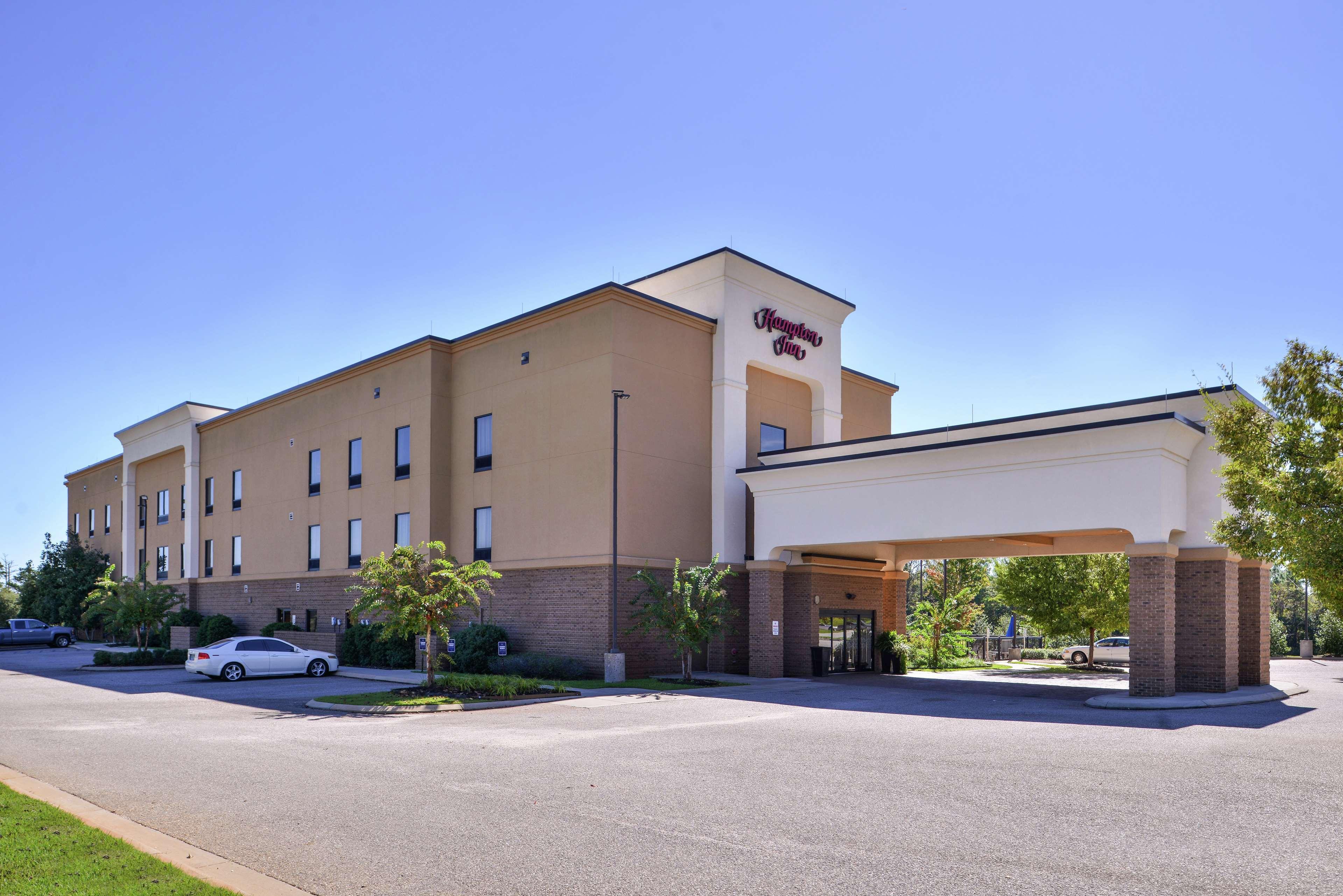 Hampton Inn Jackson-College Avenue Exterior photo